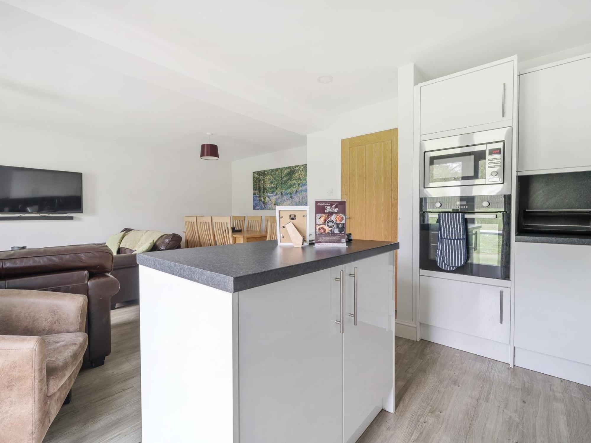 Yew - Woodland Cottages Bowness-on-Windermere Esterno foto